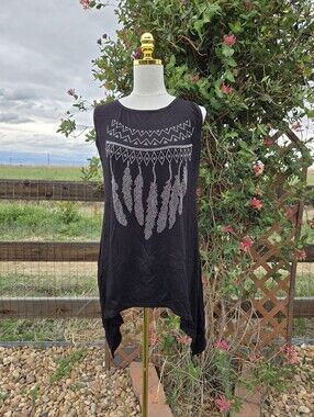 NWT SHINY Women's Sleeveless Black Feather Graphic Tunic Top Blouse ONE SIZE